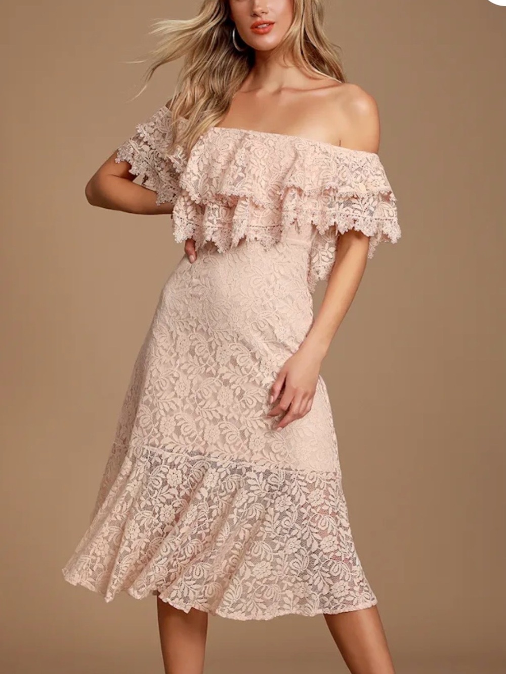 Lulus ‘Jaclyn’ Pink Blush Lace Midi Dress